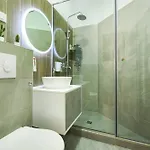 Near Cismigiu - Where Style Meets Convenience *