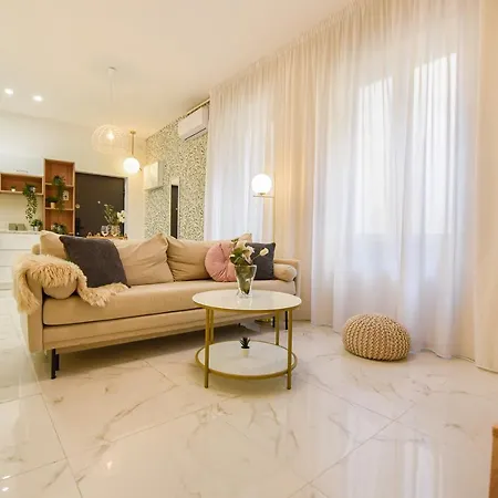 Апартаменти Near Cismigiu - Where Style Meets Convenience *