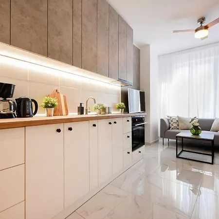 Near Cismigiu - Where Style Meets Convenience * Bucureşti