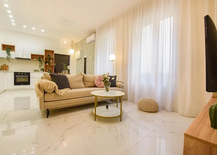 דירה Near Cismigiu - Where Style Meets Convenience *